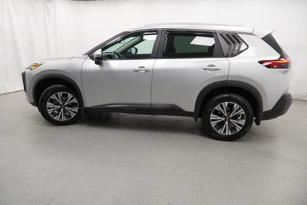 Used 2023 Nissan Rogue SV w/ SV Premium B Package AWD/4WD image 29