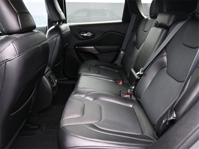 Used 2020 Jeep Cherokee Latitude Lux w/ Comfort/Convenience Group image 10