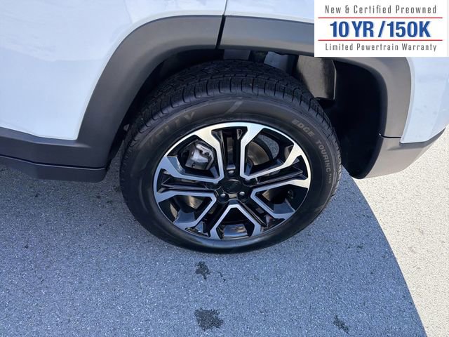 Used 2023 Jeep Compass Limited image 12