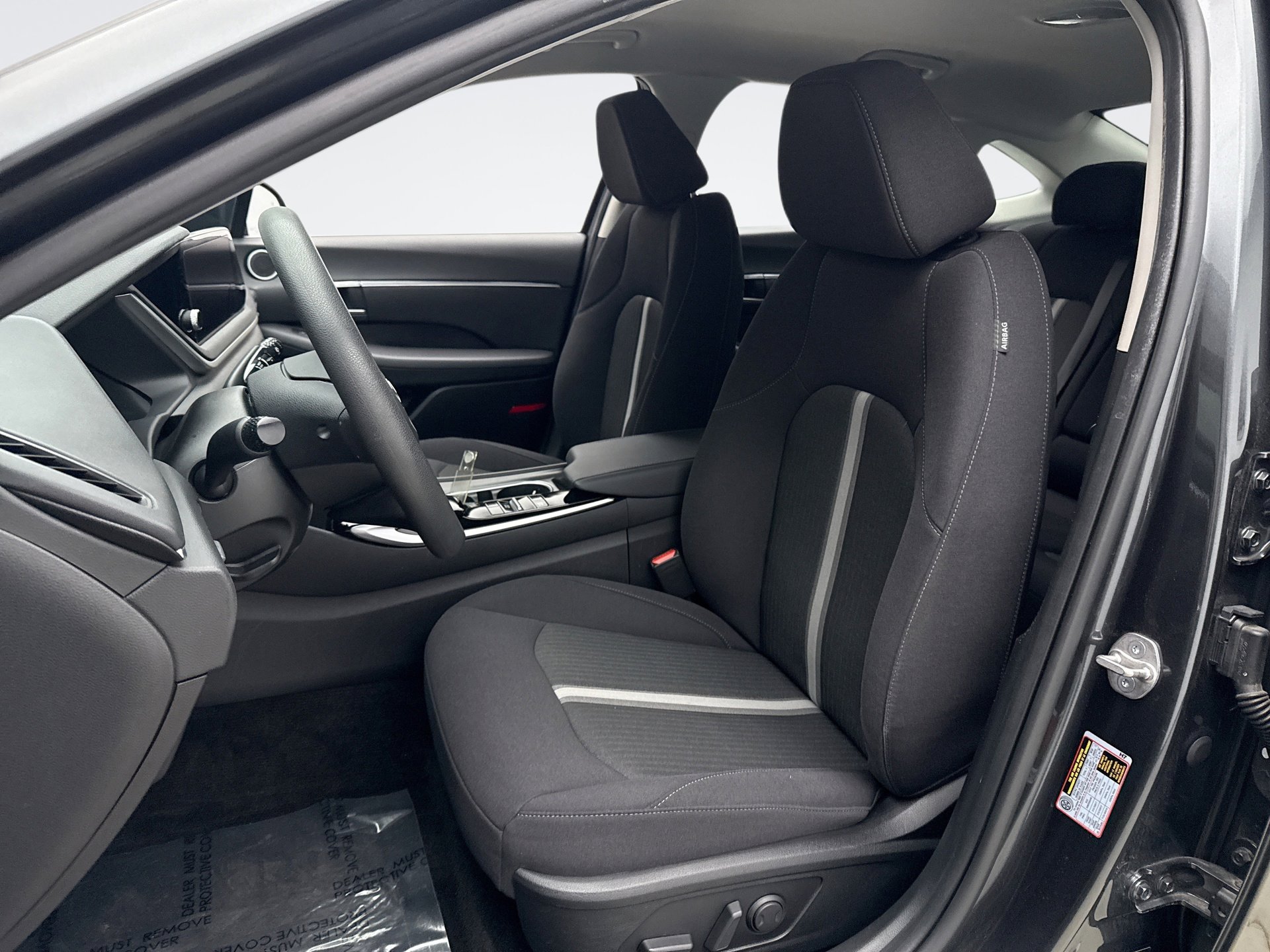 Used 2023 Hyundai Sonata SEL w/ Cargo Package image 11