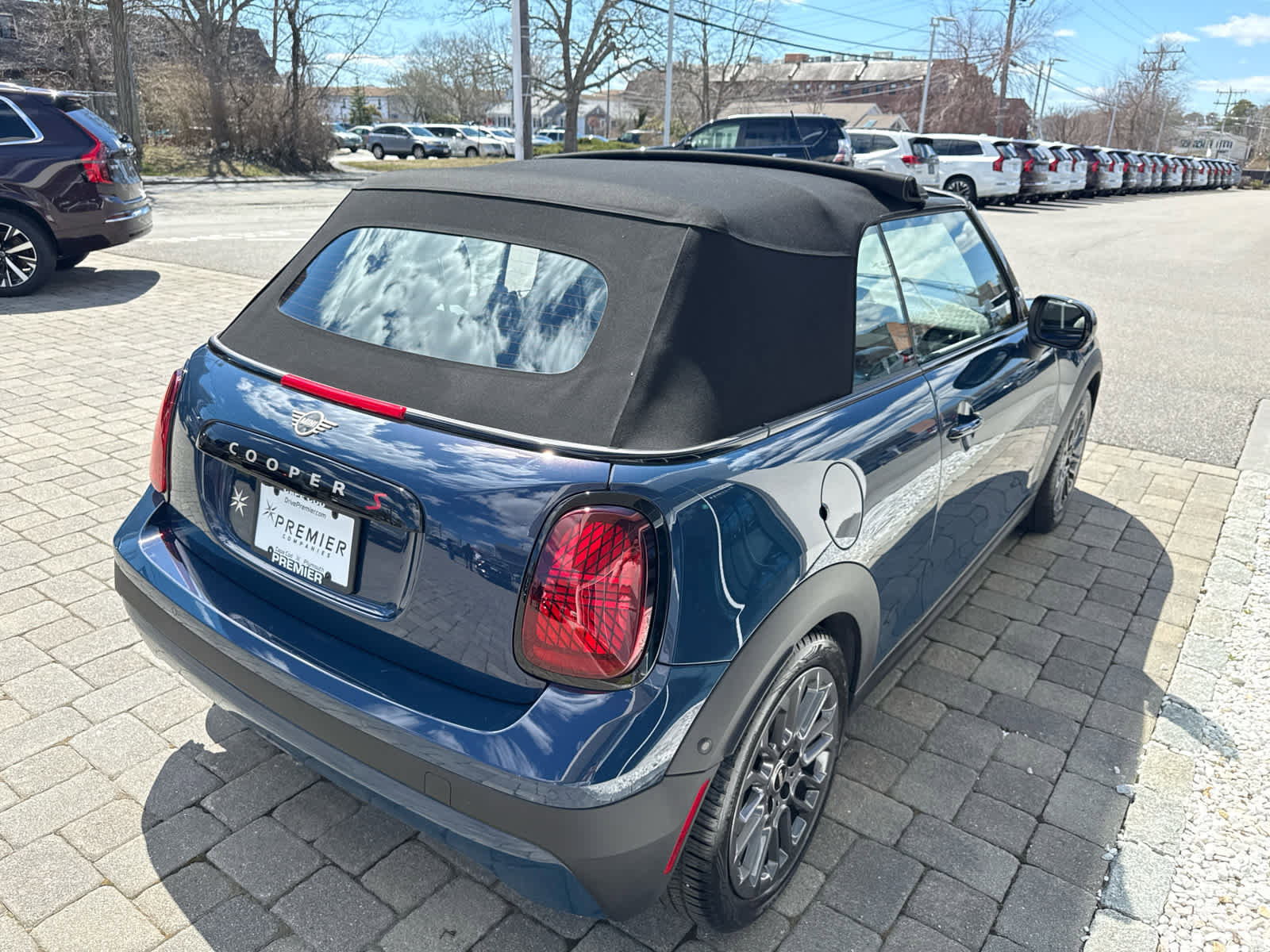 Used 2025 MINI Cooper S image 52