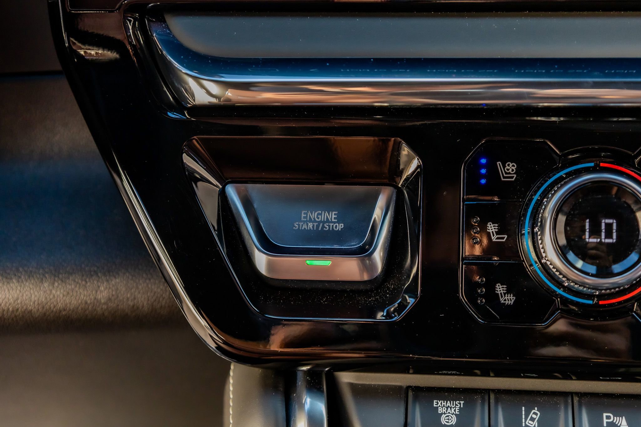 Used 2026 GMC Sierra 3500 Denali Ultimate image 23