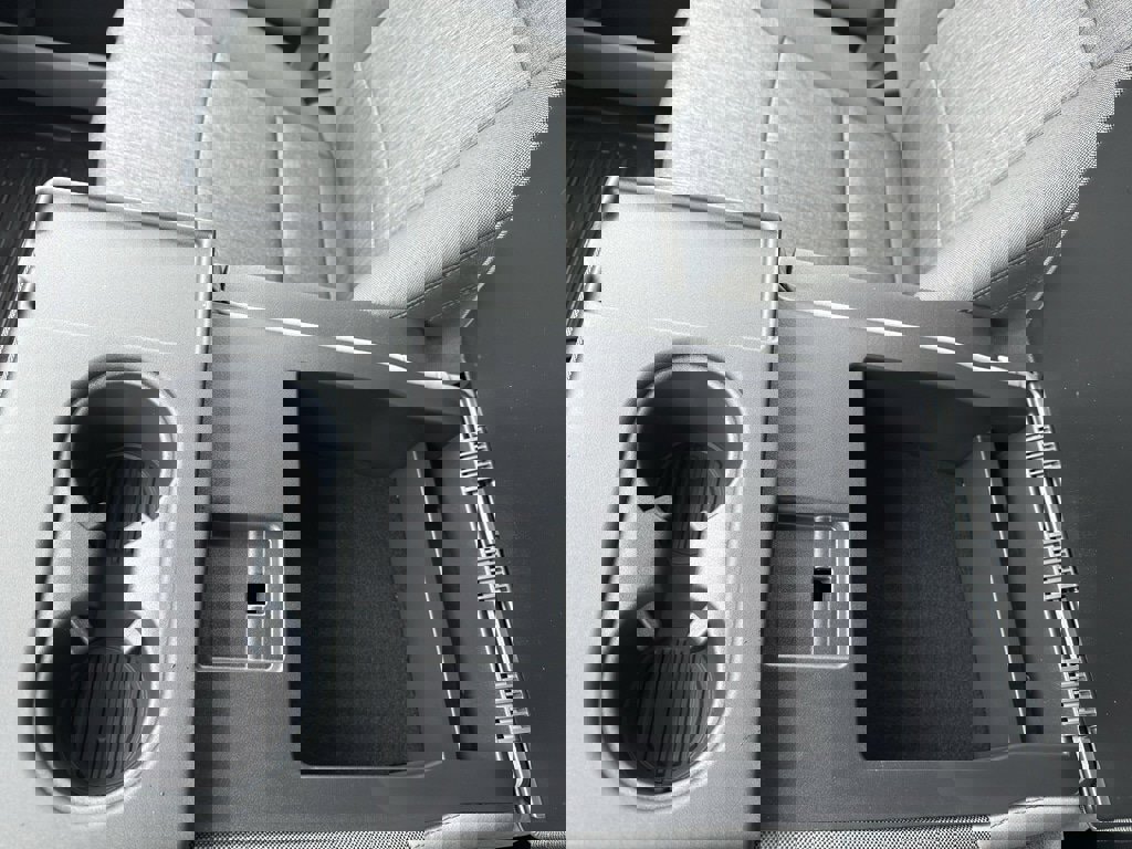 New 2026 Ford F250 XL w/ XL Chrome Package image 27