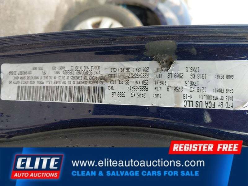 Used 2018 Dodge Journey SE FWD image 17