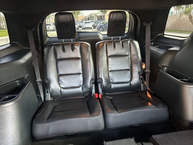 Used 2018 Ford Explorer XLT w/ Equipment Group 202A image 22