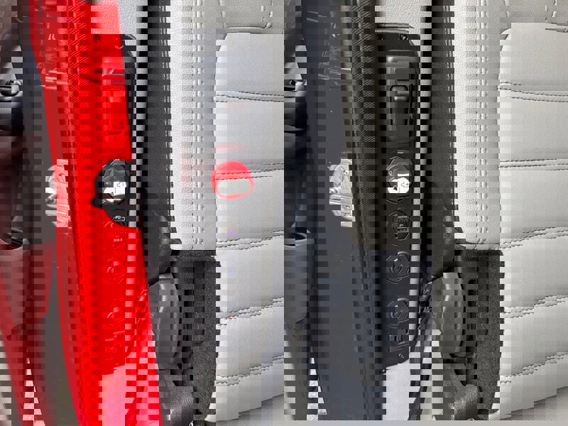 Used 2022 Ford Transit Connect Titanium w/ Trailer Tow Package image 30