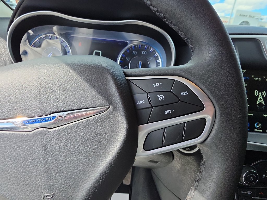 Certified 2023 Chrysler 300 Touring L AWD/4WD image 14