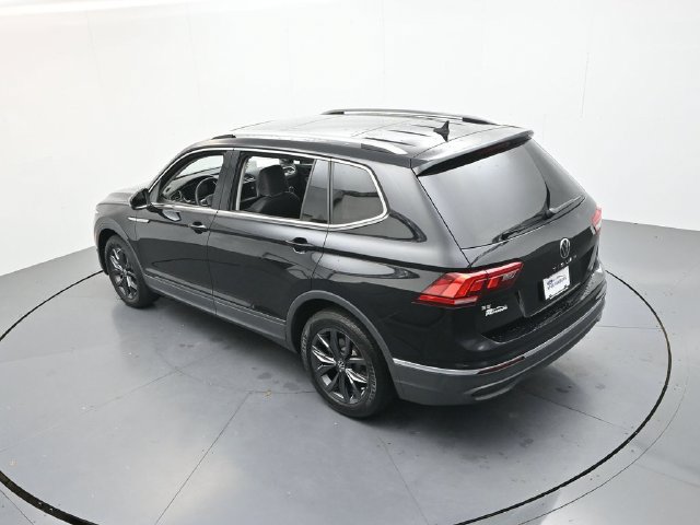 Used 2023 Volkswagen Tiguan SE FWD image 42