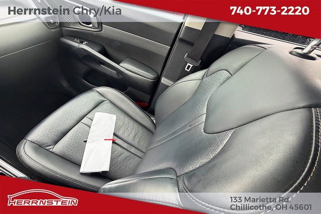 Used 2023 Kia Sorento EX image 11