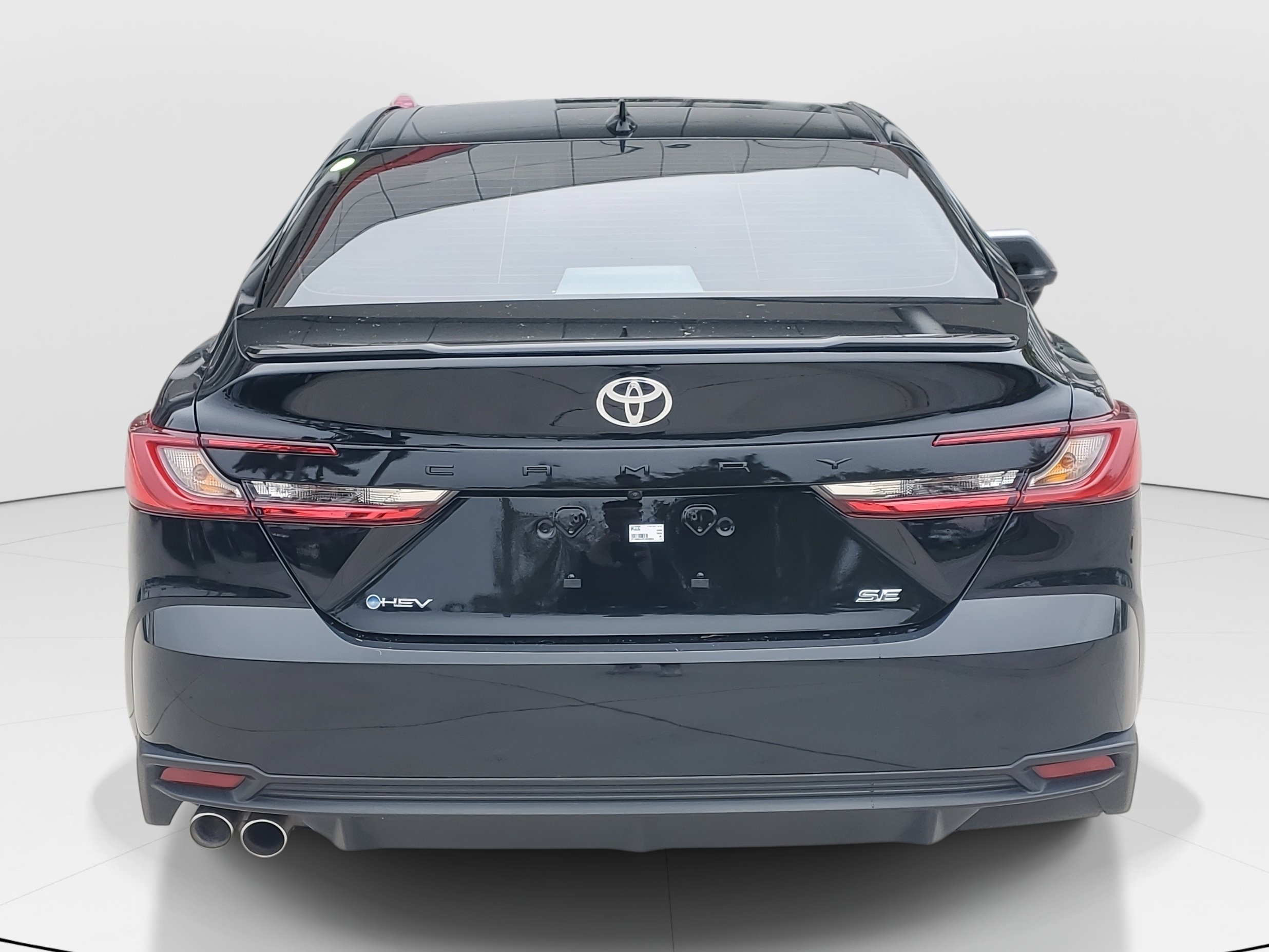 Used 2026 Toyota Camry SE image 4