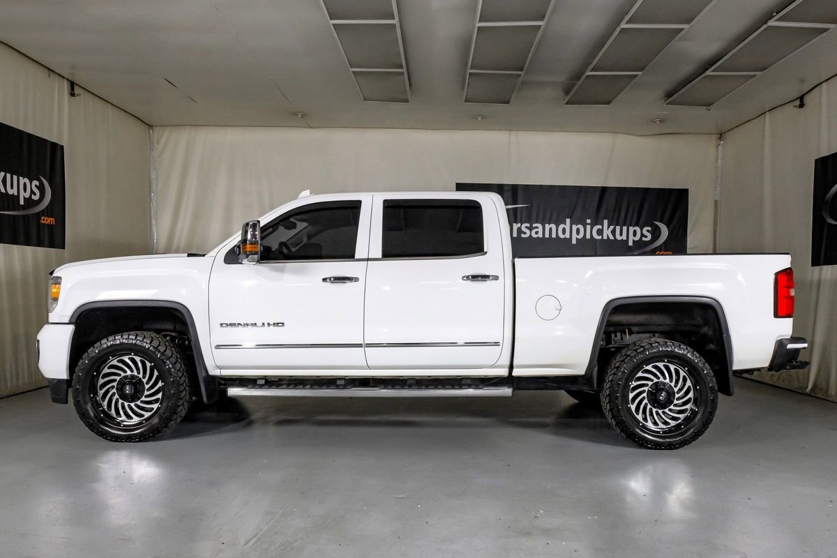 Used 2015 GMC Sierra 3500 Denali w/ Duramax Plus Package image 11