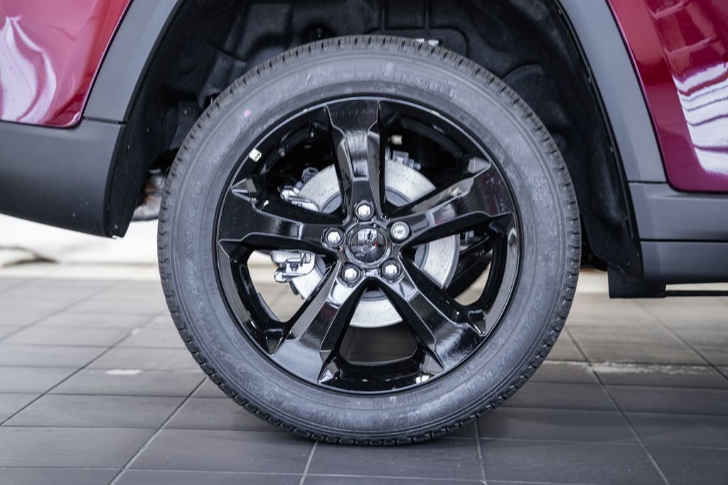 New 2025 Jeep Grand Cherokee Limited w/ Luxury Tech Group II image 19