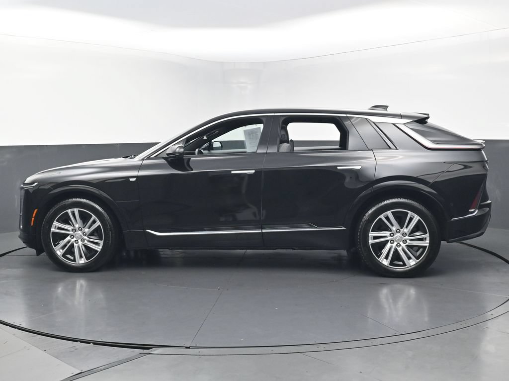 Used 2024 Cadillac Lyriq Tech w/ Driver Assist Package AWD/4WD image 49
