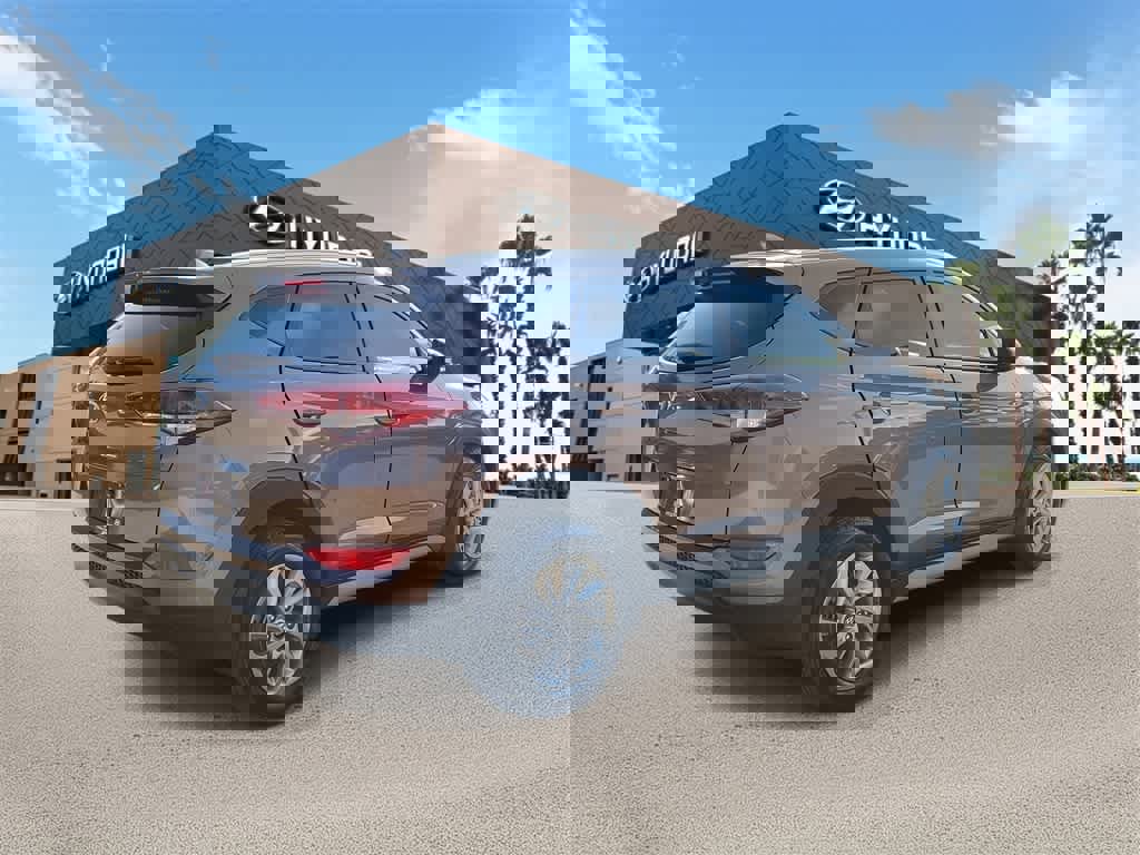 Used 2017 Hyundai Tucson SE Plus image 3