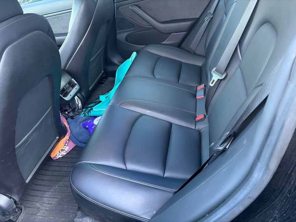 Used 2019 Tesla Model 3 Standard Range RWD image 8
