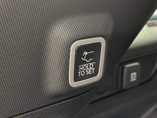 New 2026 Jeep Grand Cherokee Altitude image 16