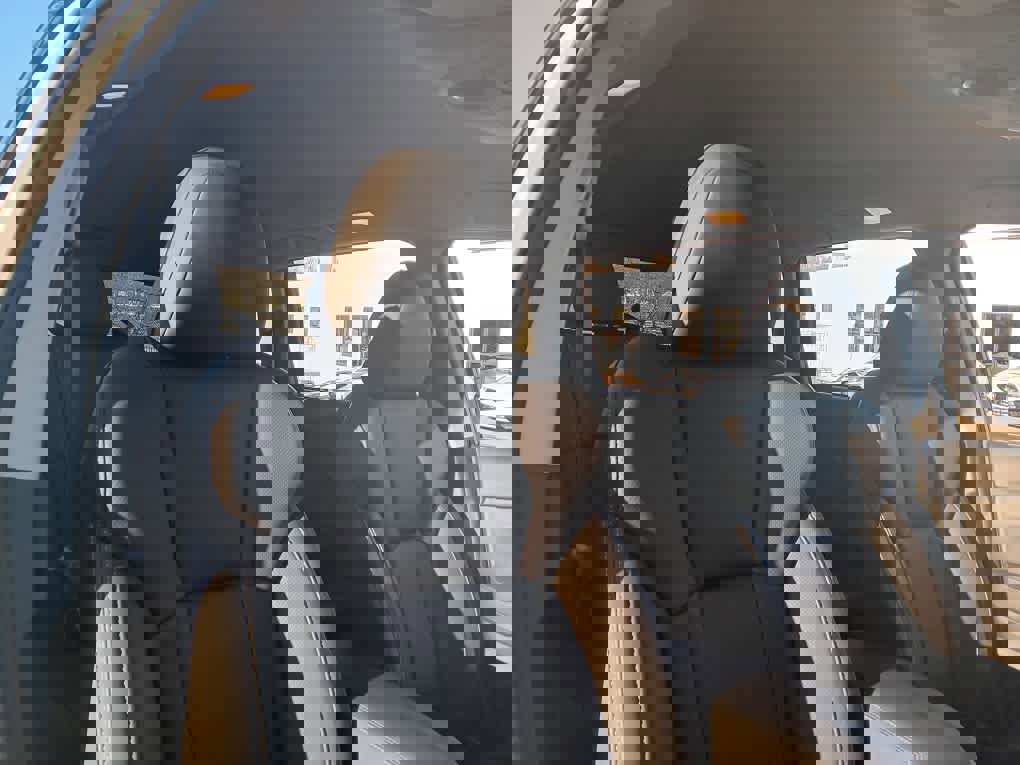 Used 2023 Subaru Ascent Limited image 12