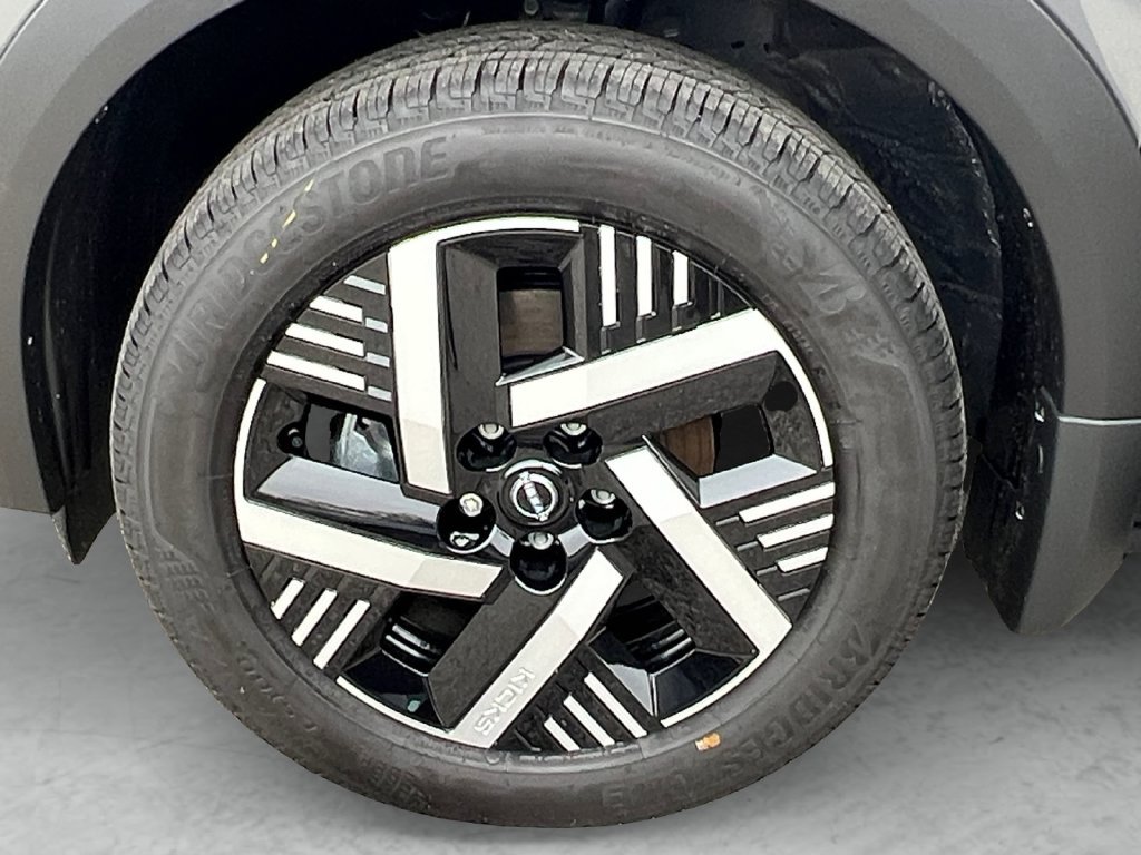 New 2027 Nissan Kicks SV FWD image 24