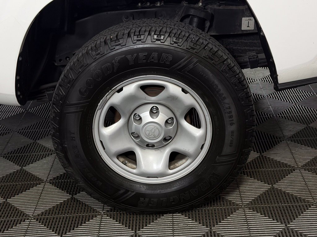 Used 2023 Toyota Tacoma SR RWD image 11