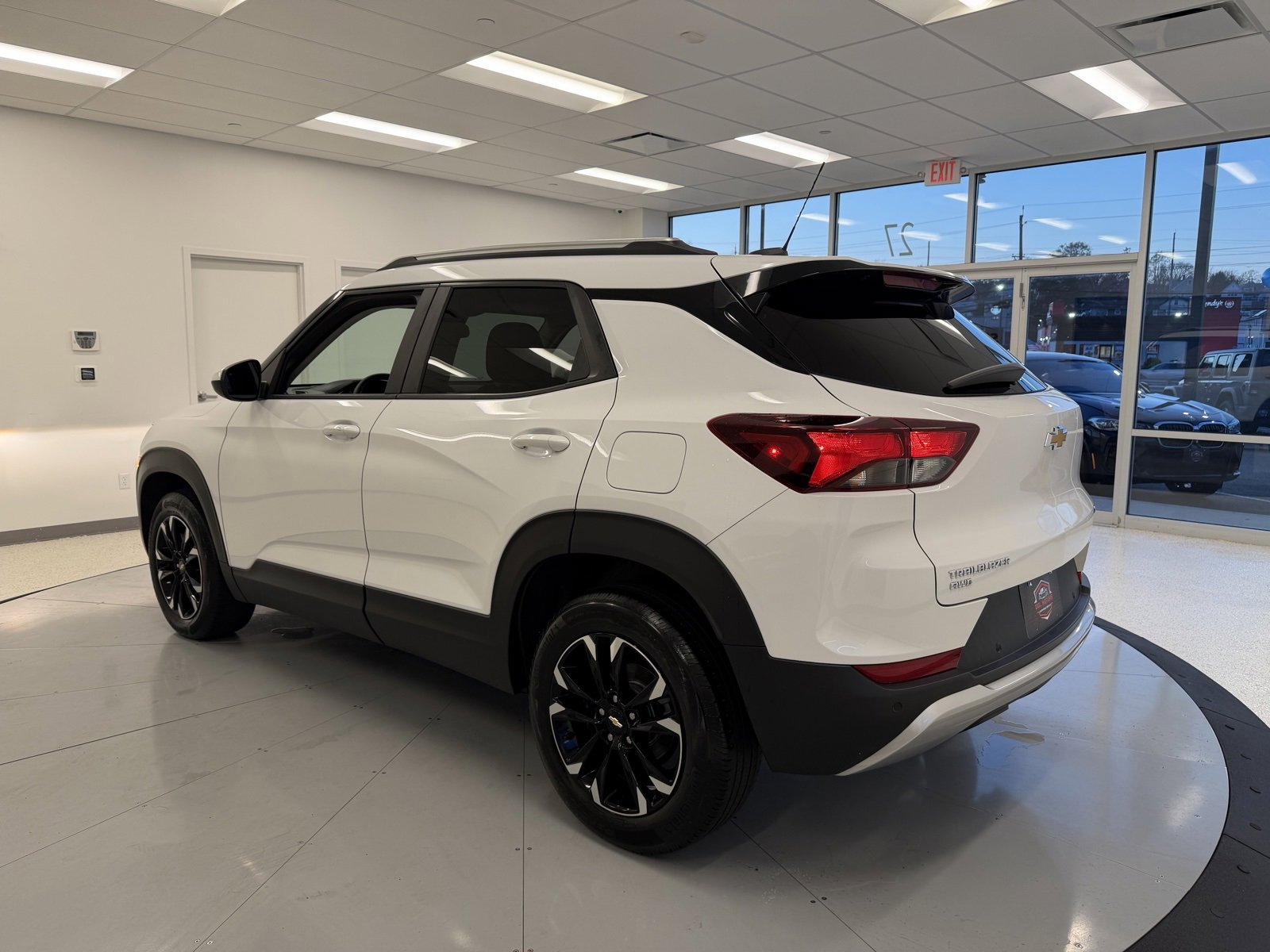 Used 2021 Chevrolet TrailBlazer LT w/ Convenience Package image 62