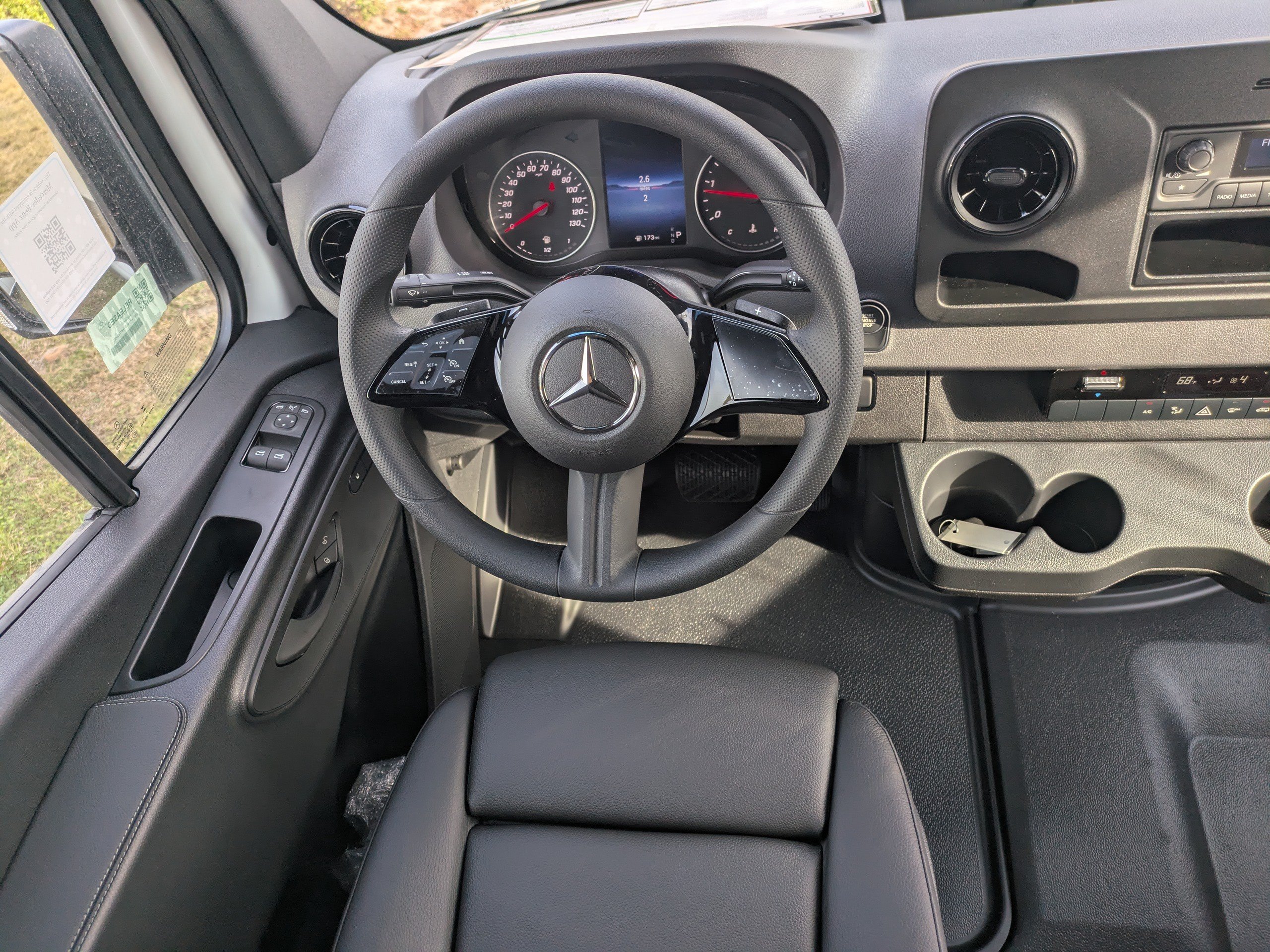 New 2026 Mercedes-Benz Sprinter 2500 image 13