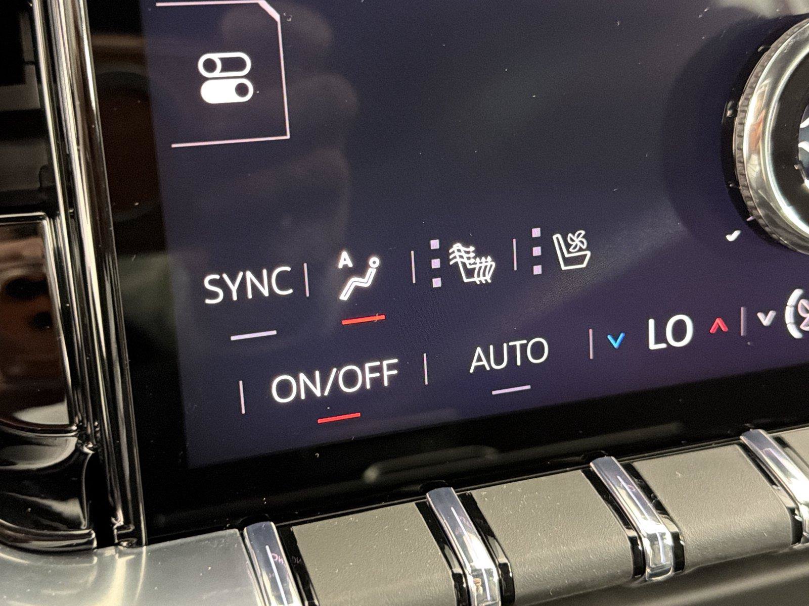 New 2026 GMC Yukon XL Denali w/ Sun & Power Step Package AWD/4WD image 33