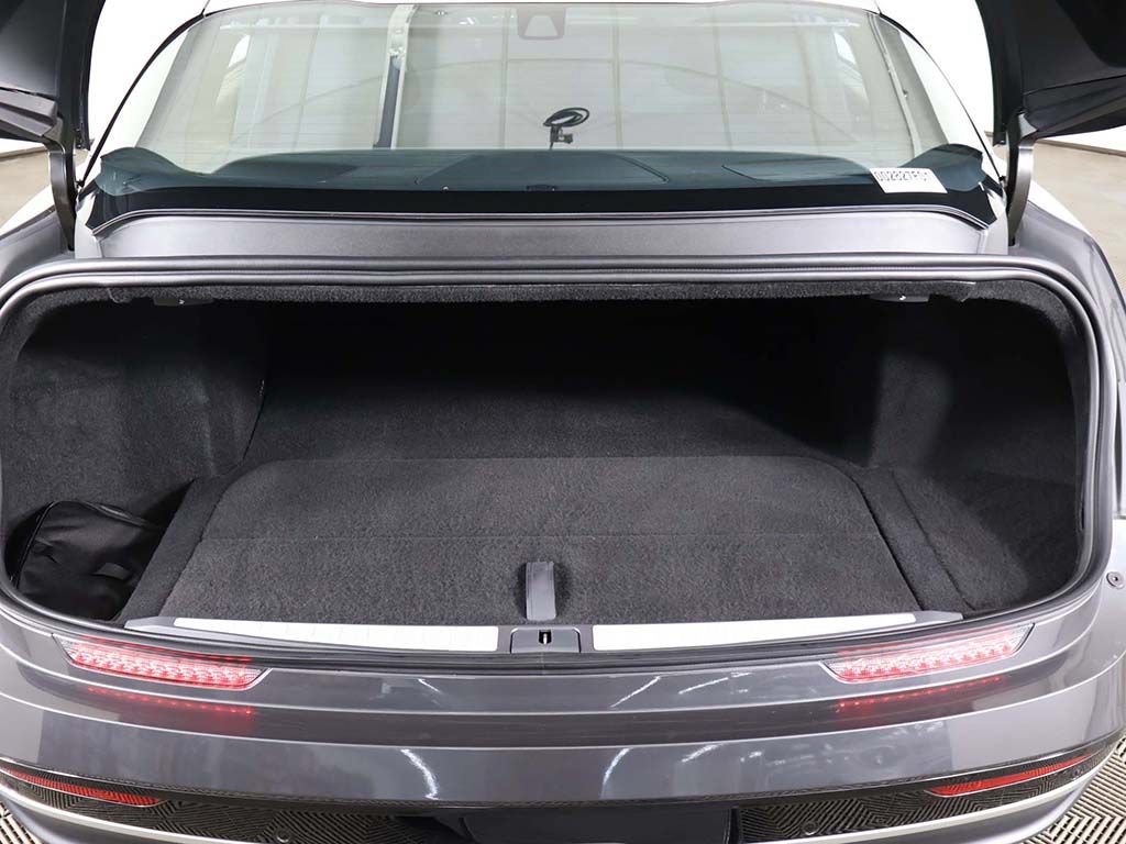 Used 2023 Lucid Air Touring AWD/4WD image 21