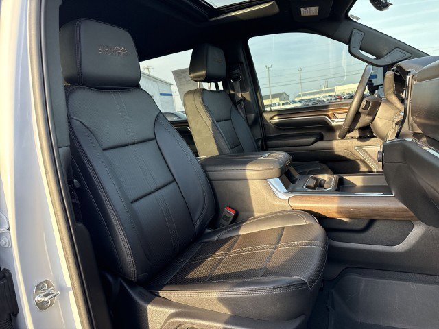 Certified 2025 Chevrolet Silverado 2500 High Country w/ Technology Package image 24