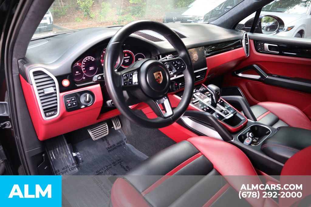 Used 2023 Porsche Cayenne Turbo AWD/4WD image 9