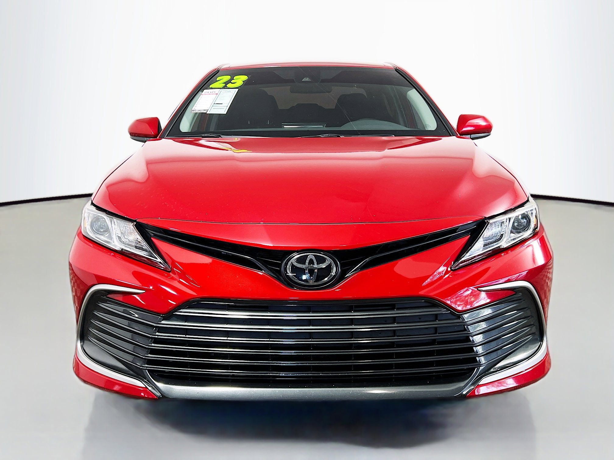 Used 2023 Toyota Camry LE image 11