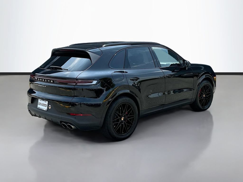 Certified 2024 Porsche Cayenne S AWD/4WD image 9