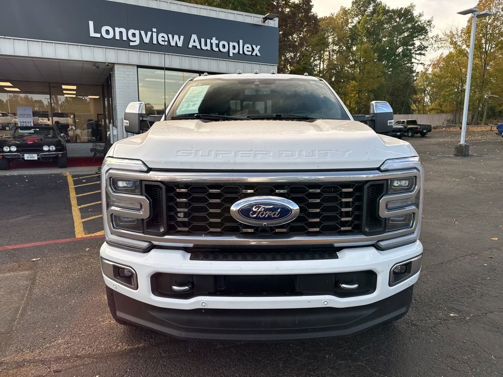 Used 2023 Ford F350 Platinum w/ FX4 Off-Road Package AWD/4WD image 4