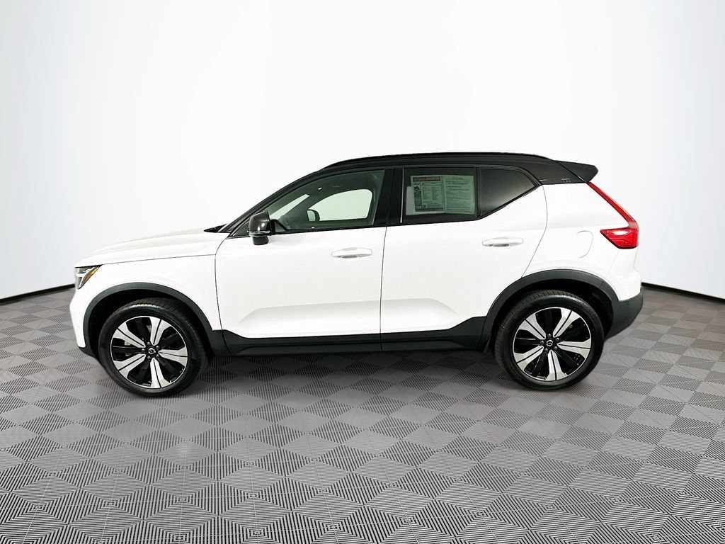 Used 2023 Volvo XC40 Recharge Plus AWD/4WD image 6