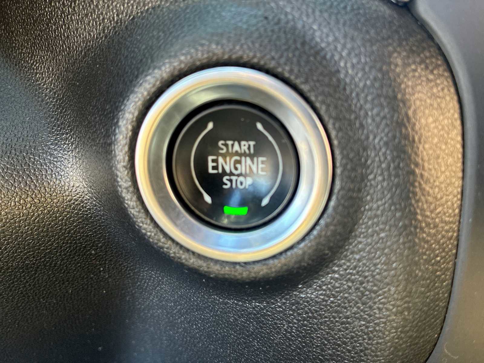 Certified 2020 Chevrolet Silverado 1500 RST image 16