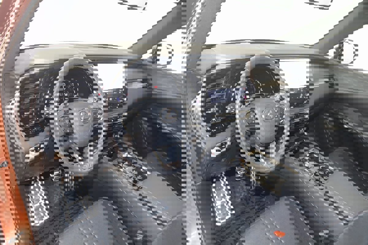 Used 2023 Lexus RX 500h F Sport image 29