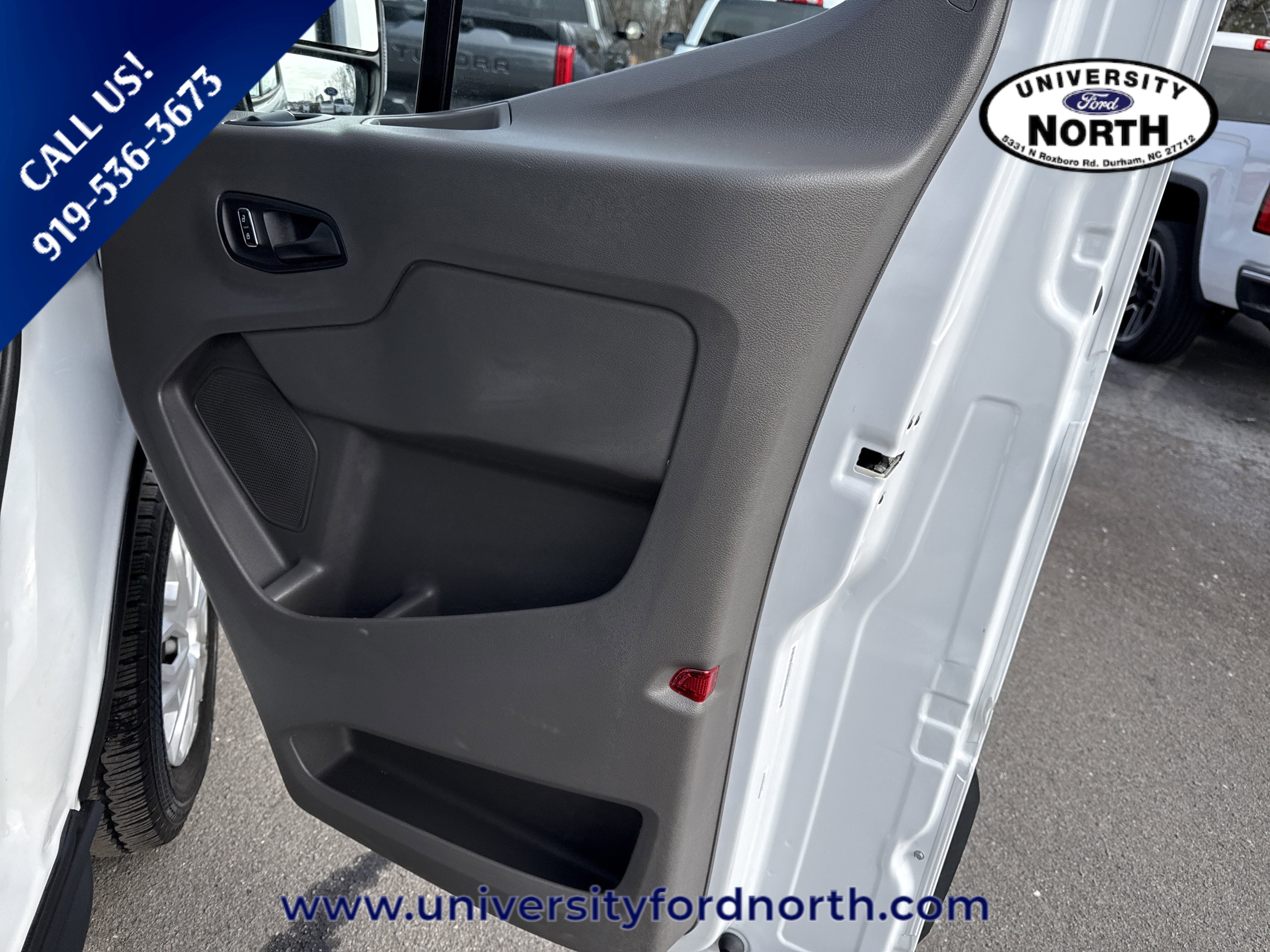 Used 2025 Ford Transit 350 XLT image 31