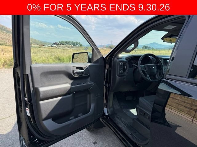 New 2026 Chevrolet Silverado 1500 Custom Trail Boss w/ Dark Appearance Package AWD/4WD image 14