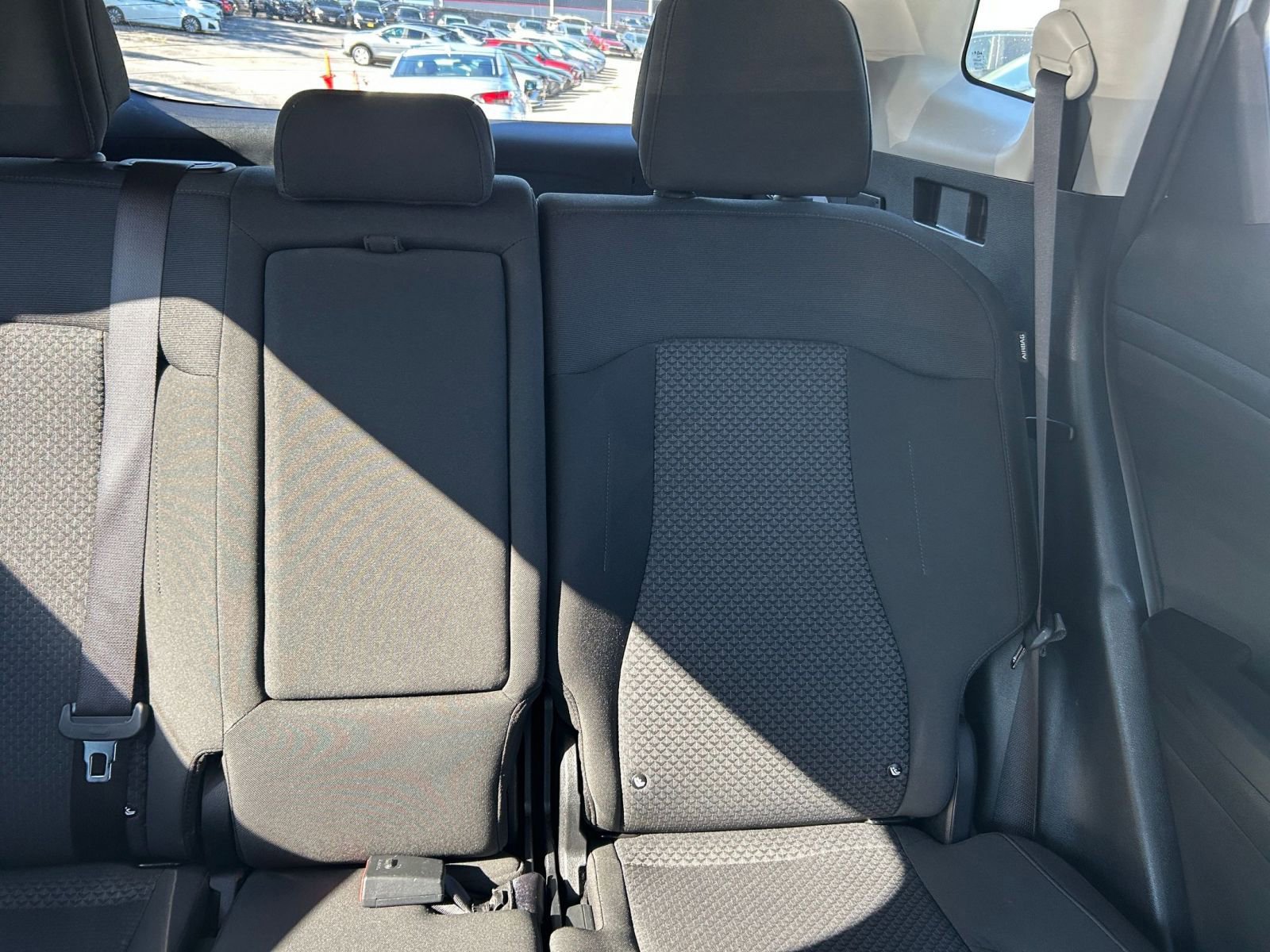 Used 2025 Kia Sportage LX FWD image 32