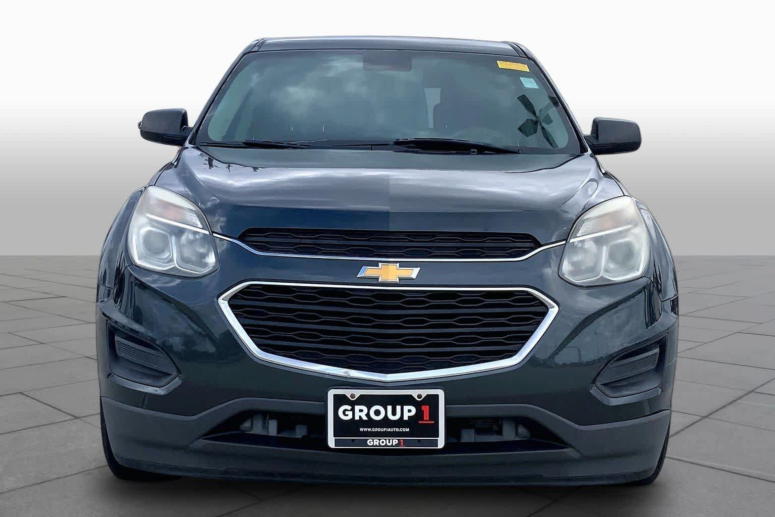Used 2017 Chevrolet Equinox LS FWD image 4