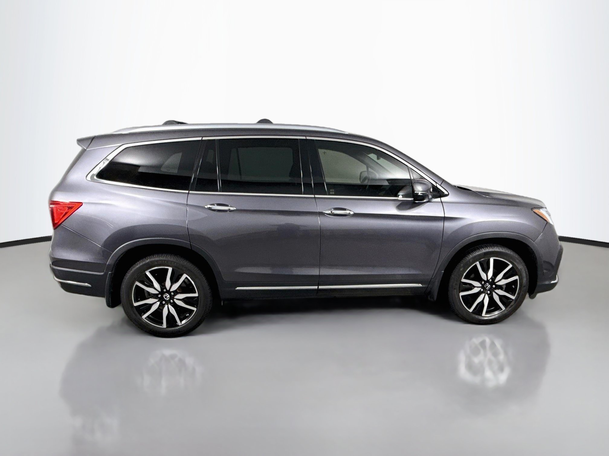 Used 2021 Honda Pilot Touring image 8