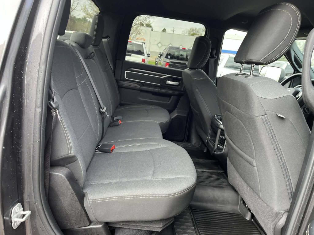 Used 2021 RAM 2500 Big Horn w/ Level 1 Equipment Group AWD/4WD image 27