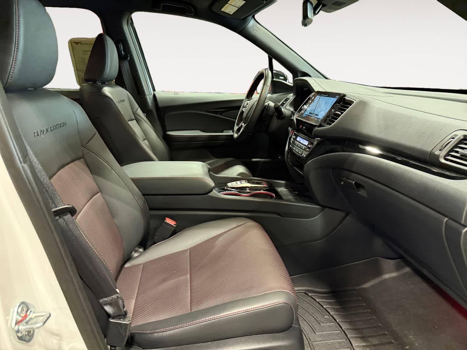 Used 2024 Honda Ridgeline Black Edition image 16