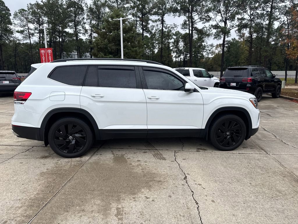 Used 2024 Volkswagen Atlas SE image 8