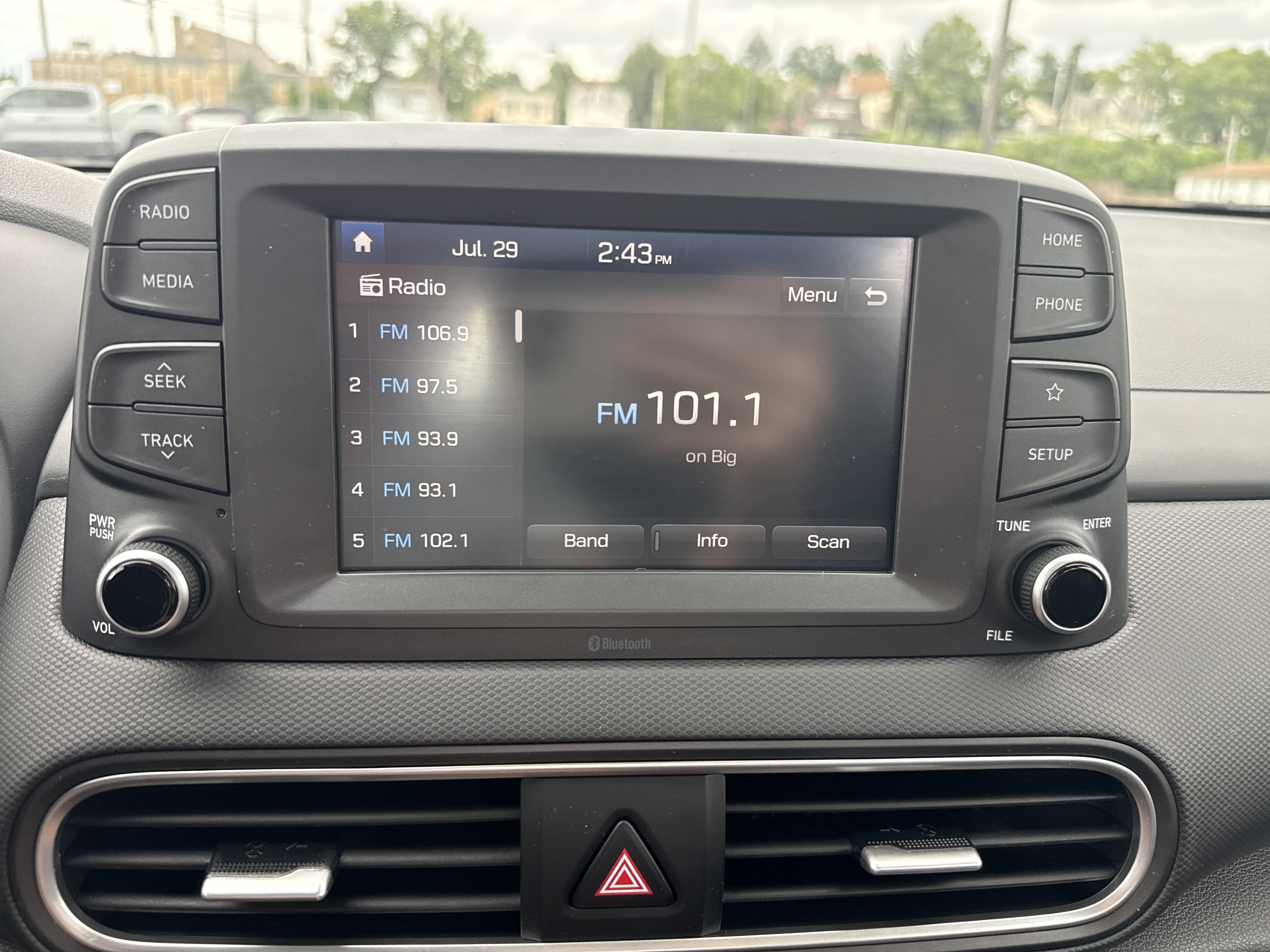 Used 2020 Hyundai Kona SE AWD/4WD image 27
