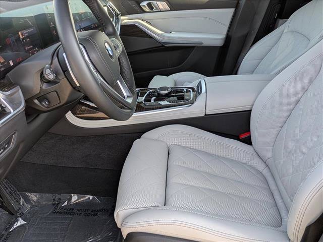 Used 2026 BMW X7 xDrive40i AWD/4WD image 17