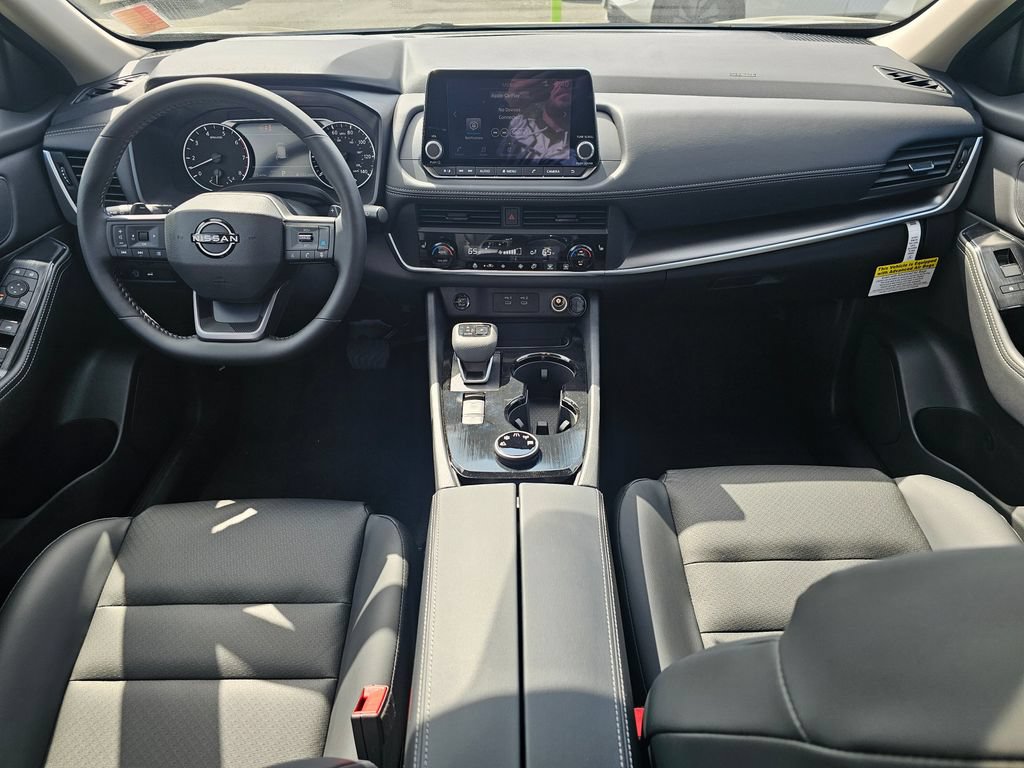 New 2026 Nissan Rogue Dark Armor AWD/4WD image 9