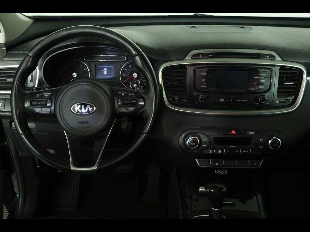 Used 2016 Kia Sorento EX image 12