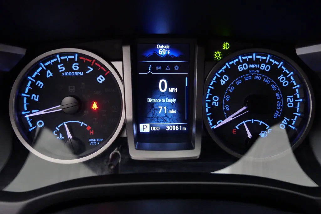 Used 2023 Toyota Tacoma SR5 w/ SX Package AWD/4WD image 25