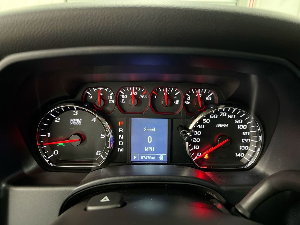 Used 2016 Chevrolet Silverado 1500 Custom w/ Custom Convenience Package RWD image 12