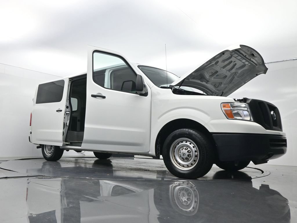 Used 2018 Nissan NV 3500 S RWD image 31